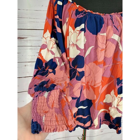 Terra & Sky Women's Plus Size Woven Top Smocked‎ Cuffs Size 3X - Picture 3 of 7